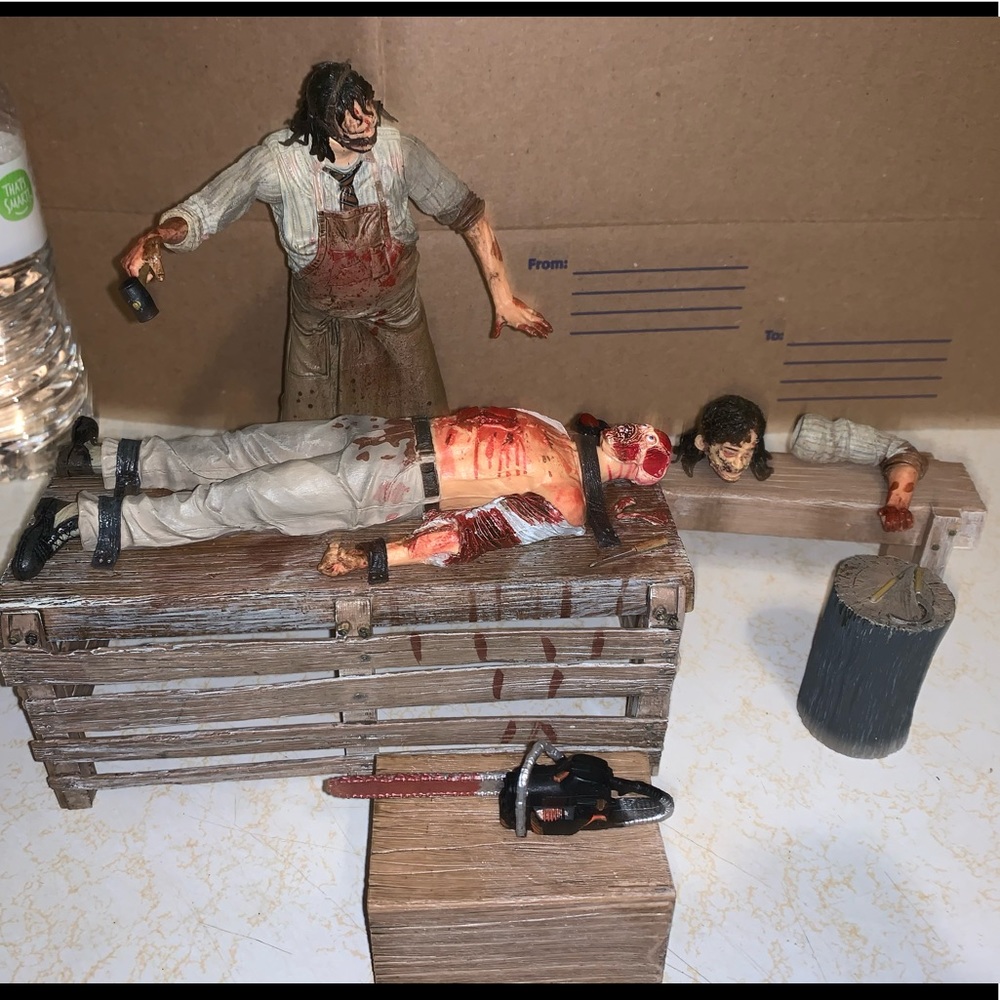 Neca Texas Chainsaw Massacre Figures The Beginning